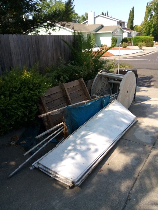 Mixed household junk and furniture removal
